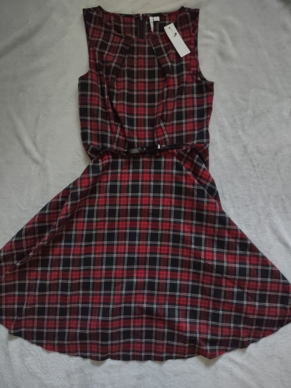 Elle Red and Black Plaid Sleeveless Fit-and-Flare Dress - Size Medium - NWT